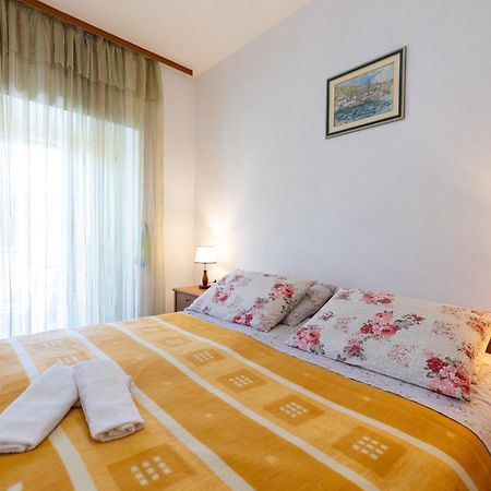 Apartments By The Sea Cove Zarace - Gdinj, Hvar - 2047 Buitenkant foto